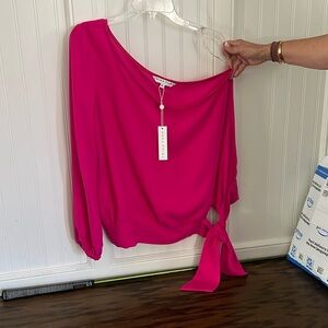 Trina Turk NWT Pink Off-Shoulder Top sz L